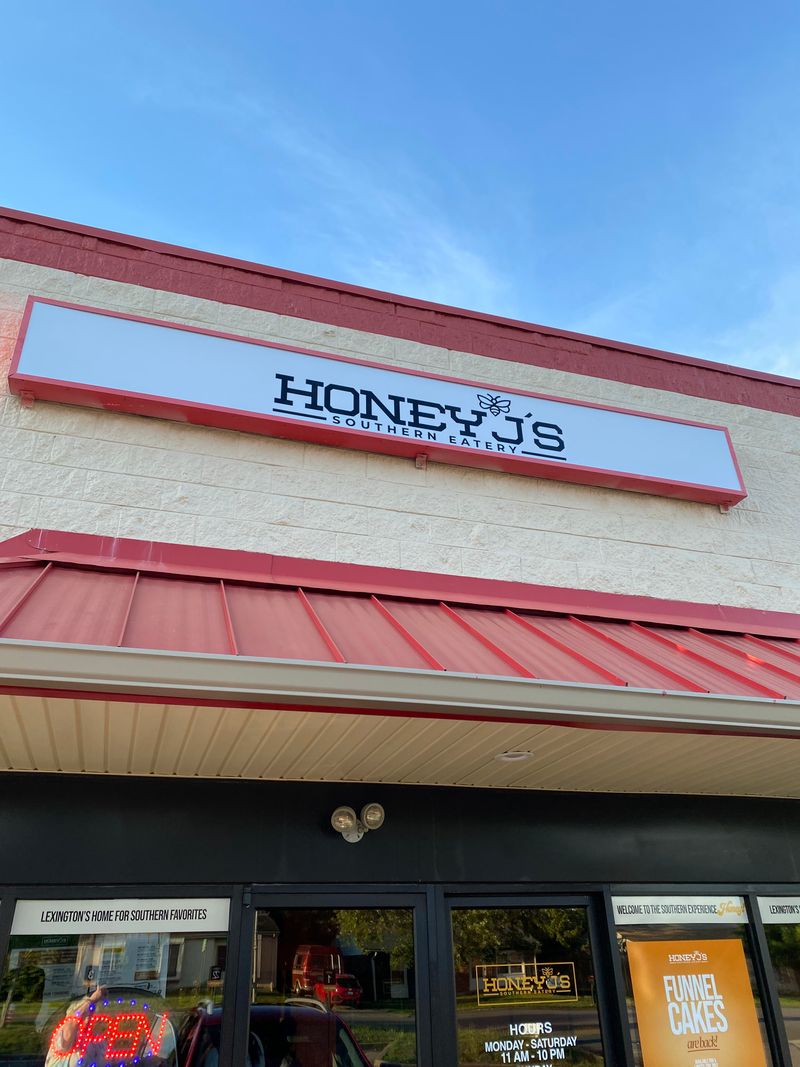 Honey J&rsquo;s Southern Eatery (Lexington)