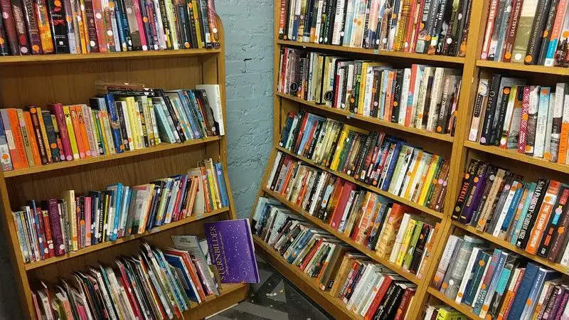 Boomerangs, Jamaica Plain