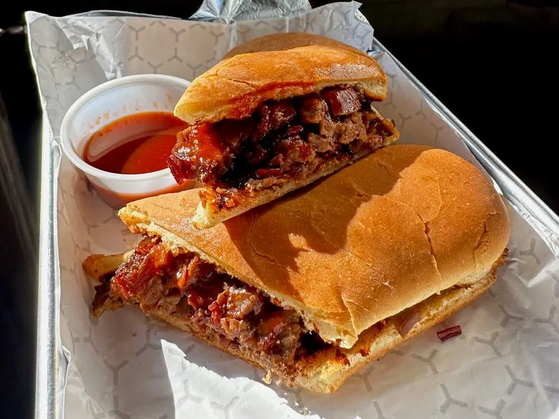 Johnson&rsquo;s Boucani&egrave;re, Lafayette