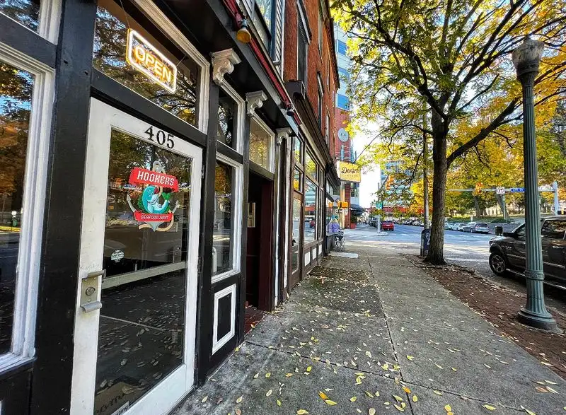 Hookers Seafood Joint - Harrisburg