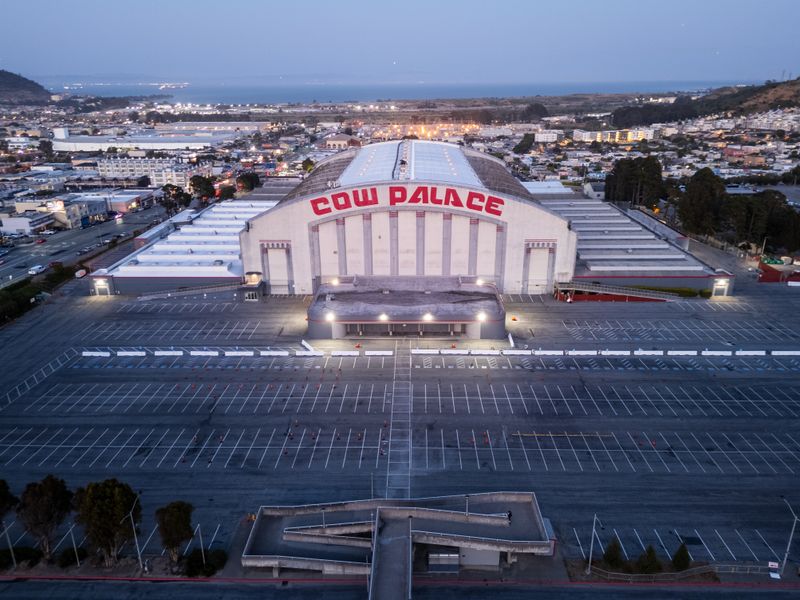 The Great Dickens Christmas Fair – San Francisco, California