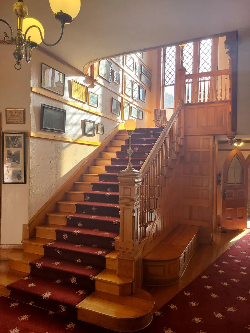 Climbing the grand staircase