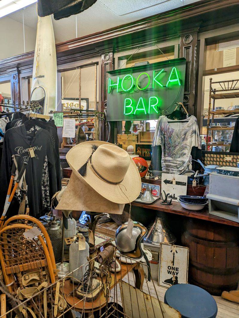 Cowboy Collectibles and Mountain Outfitting