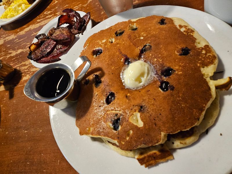 Matt&rsquo;s Big Breakfast, Phoenix
