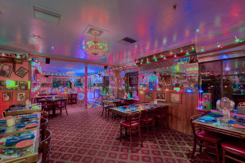 The Bubble Room (Captiva Island) — a flamboyant, nostalgic restaurant