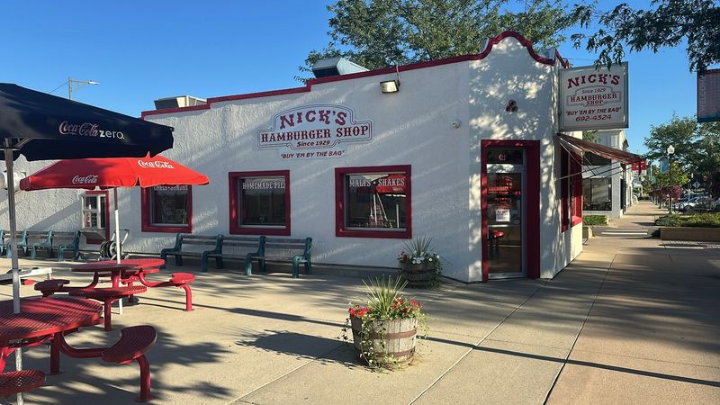 South Dakota — Nick’s Hamburger Shop (Brookings)