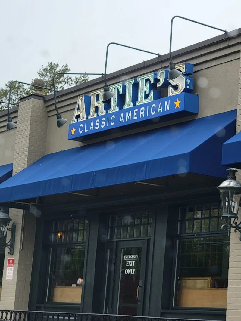 Artie's - Fairfax