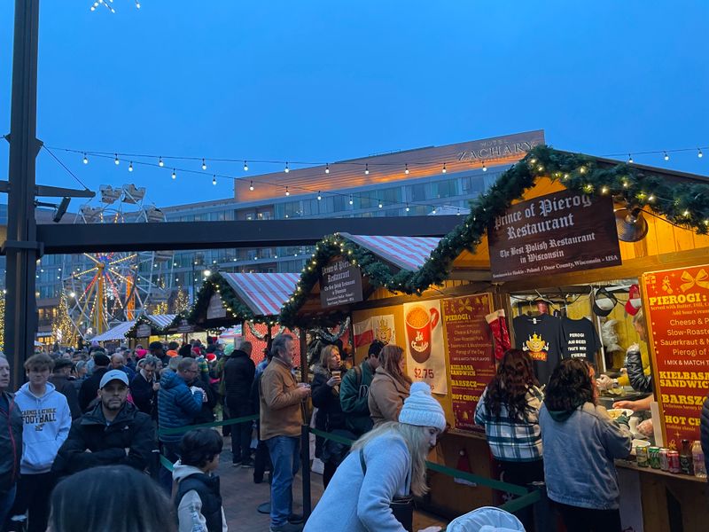 Christkindlmarket Wrigleyville