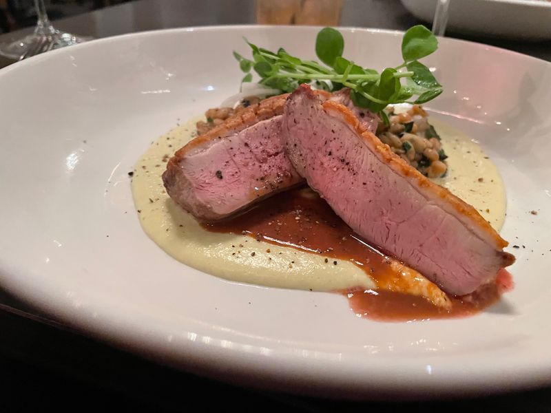 Mezzaluna Restaurant & Lounge, Fargo