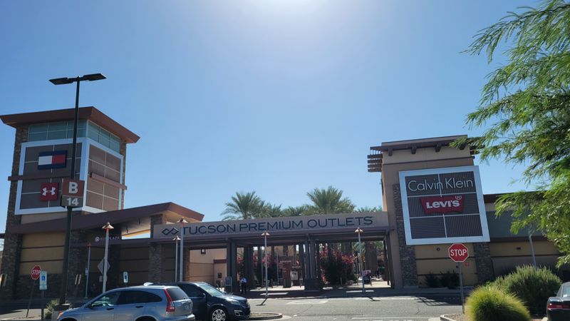 Tucson Premium Outlets &ndash; Tucson, AZ
