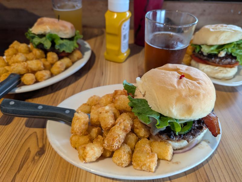 Tremont Tavern