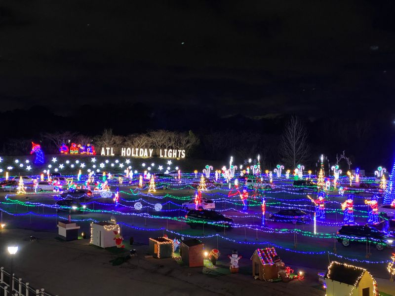 The Atlanta BeltLine&rsquo;s Holiday Lights & Art Installations
