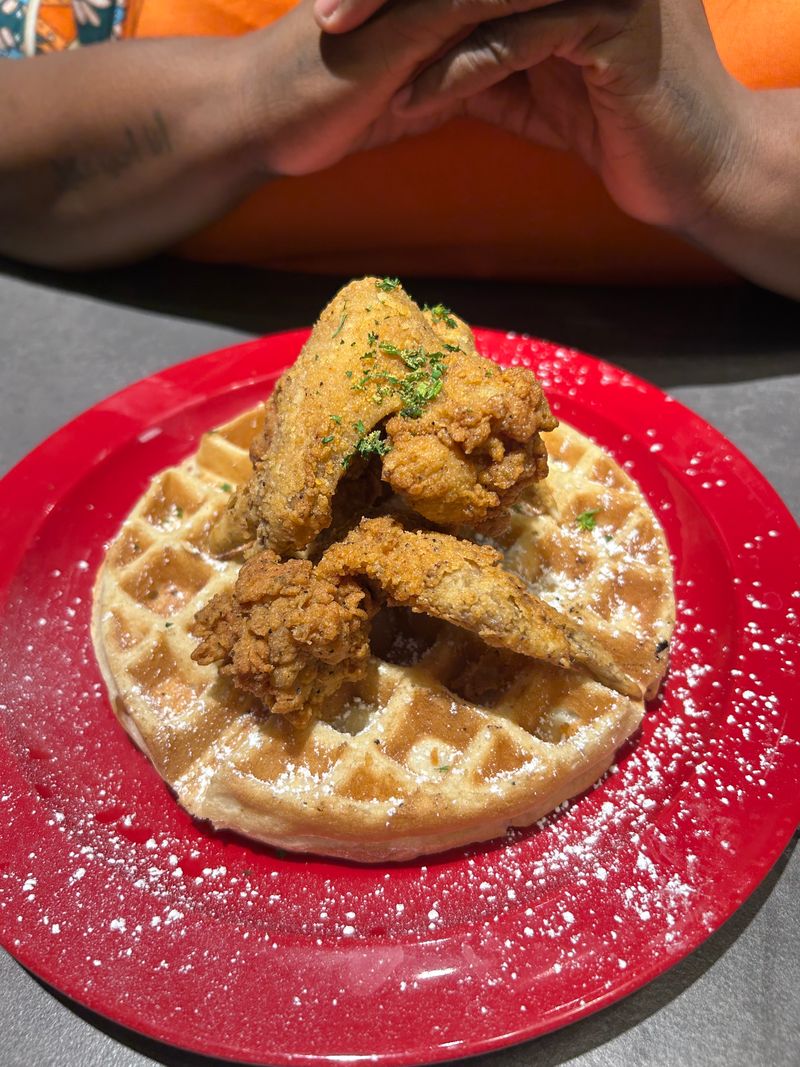Nana&rsquo;s Chicken-N-Waffles (Atlanta)