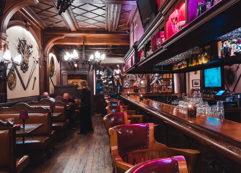 Mader's &mdash; Milwaukee, WI