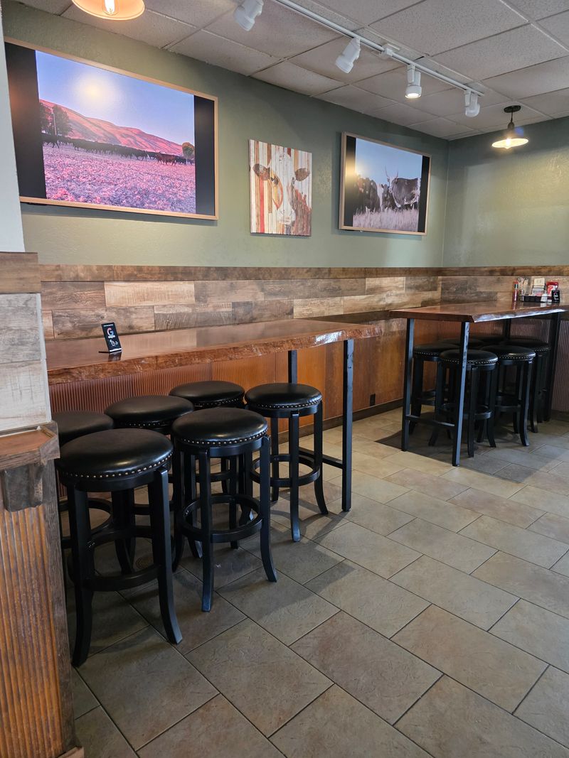 The GrassRoots Grill