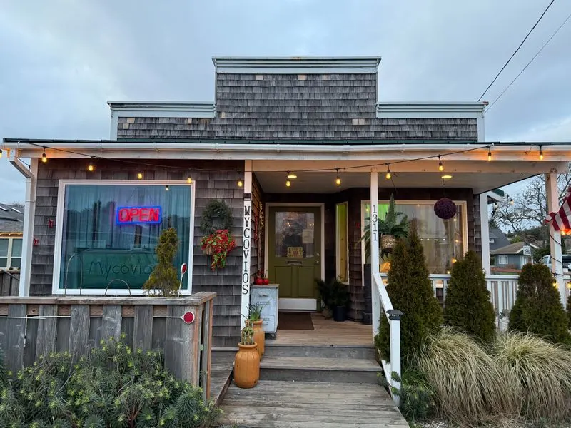 Reservations and Timing: How To Get In