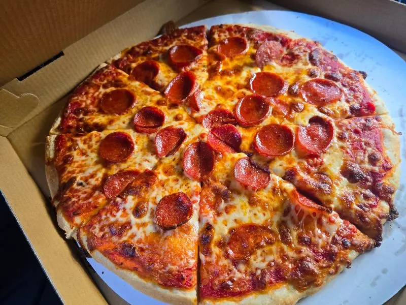 Miguel’s Pizza, Slade