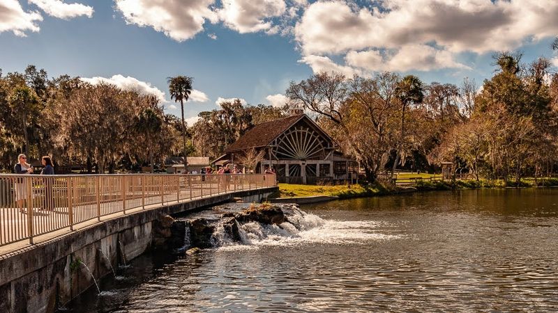 De Leon Springs — make-your-own pancakes at the Old Spanish Sugar Mill