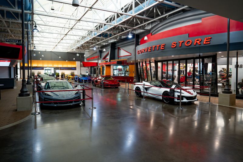 Eat, Shop, and Souvenirs