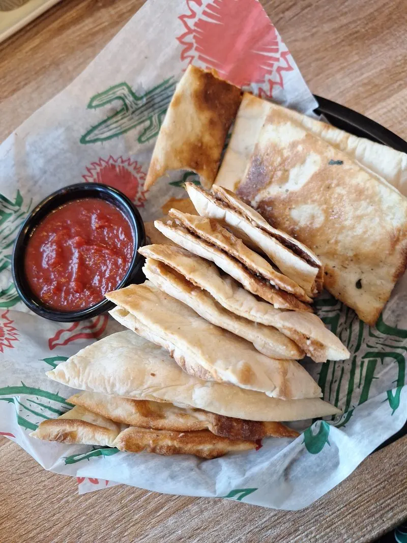 Comfort-Food Circuit: Biscuits, Gravy, and Bottomless Coffee