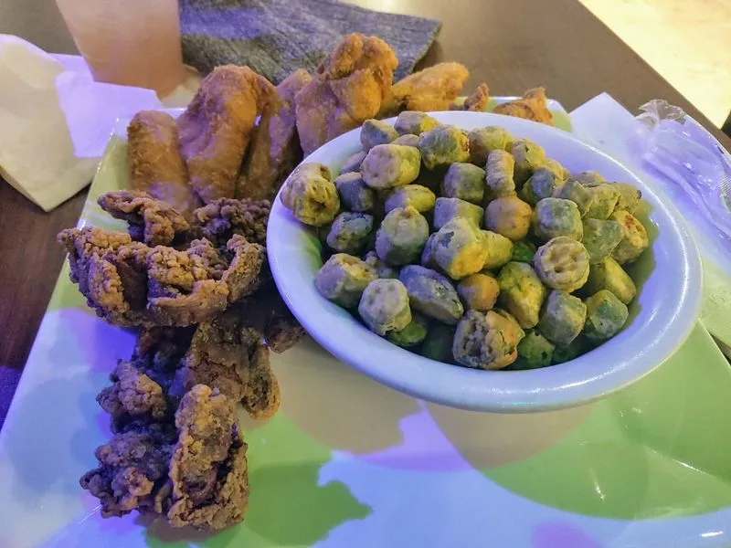 Slade&rsquo;s Bar & Grill, Roxbury, Massachusetts