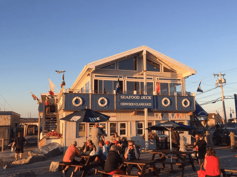 Champlin’s Seafood Deck – Point Judith