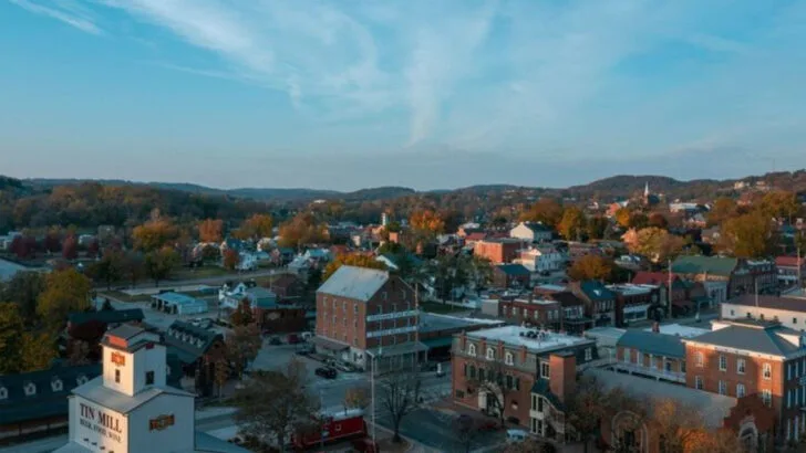 The Missouri Bluff Town Locals Know Is Changing Faster Than Anyone Expected