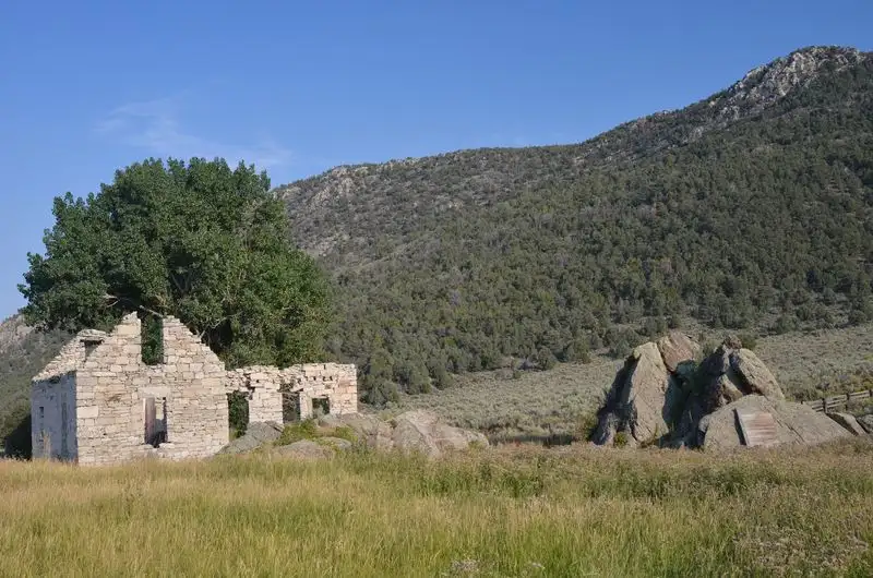 City of Rocks & History: Almo