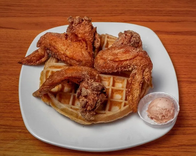 Dame's Chicken & Waffles