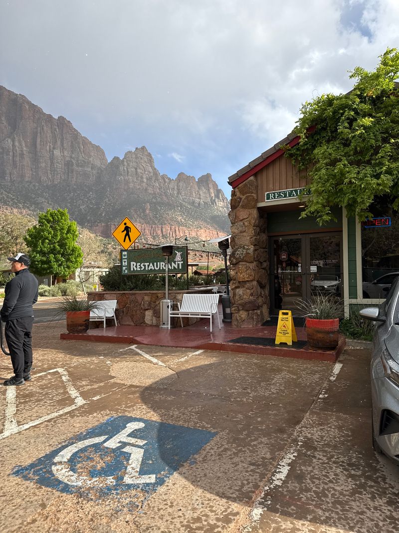 Spotted Dog (Springdale, Utah)