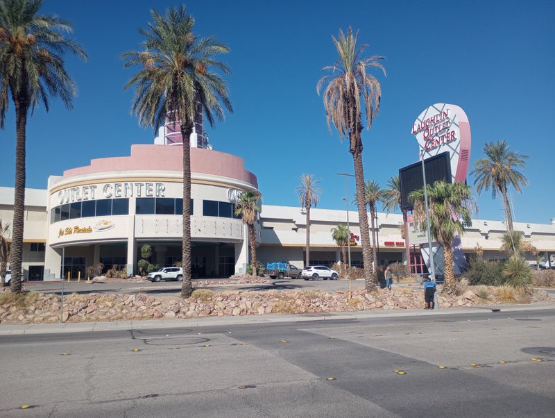 Laughlin Outlet Center