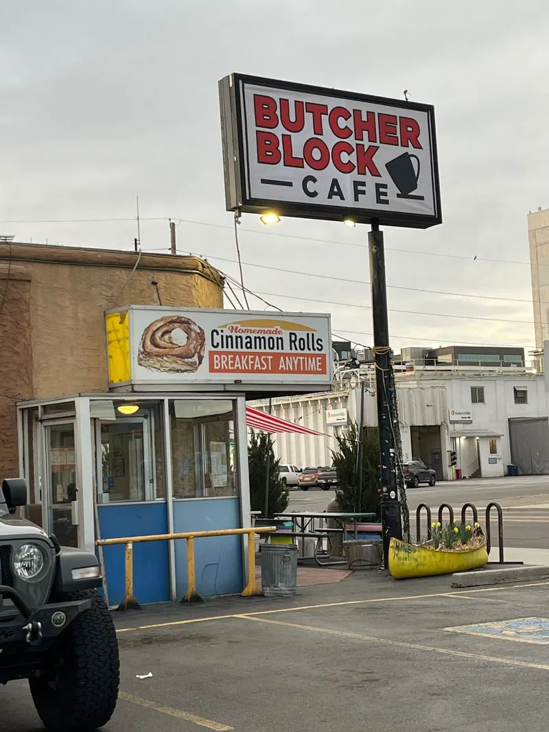 Regulars, Rhythm, and Refills