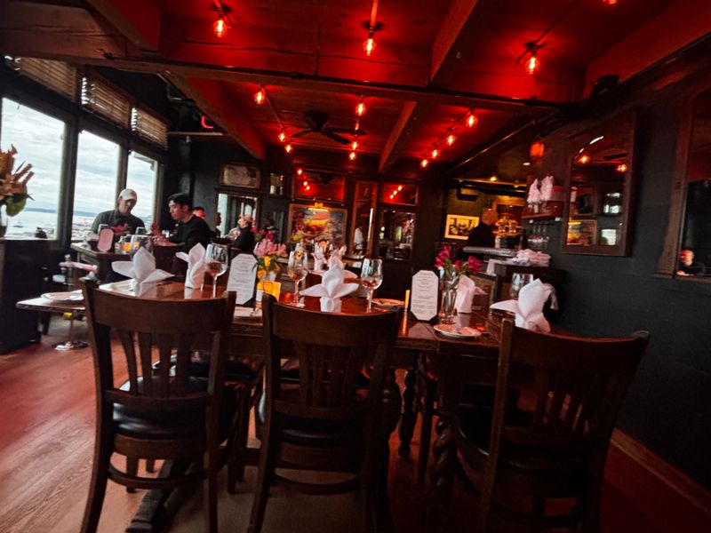 Maximilien (Seattle)