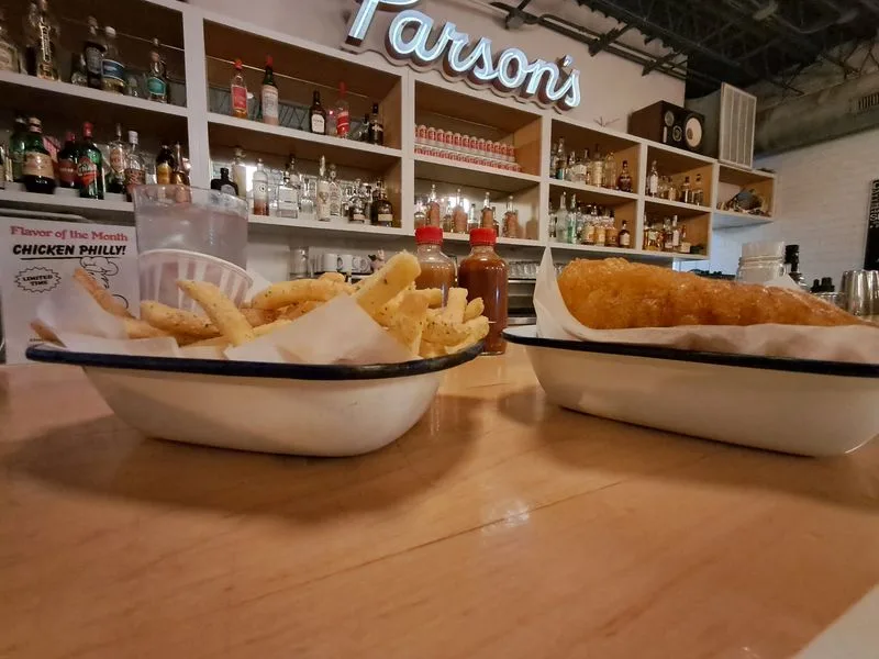 Parson&rsquo;s Chicken & Fish (Logan Square)