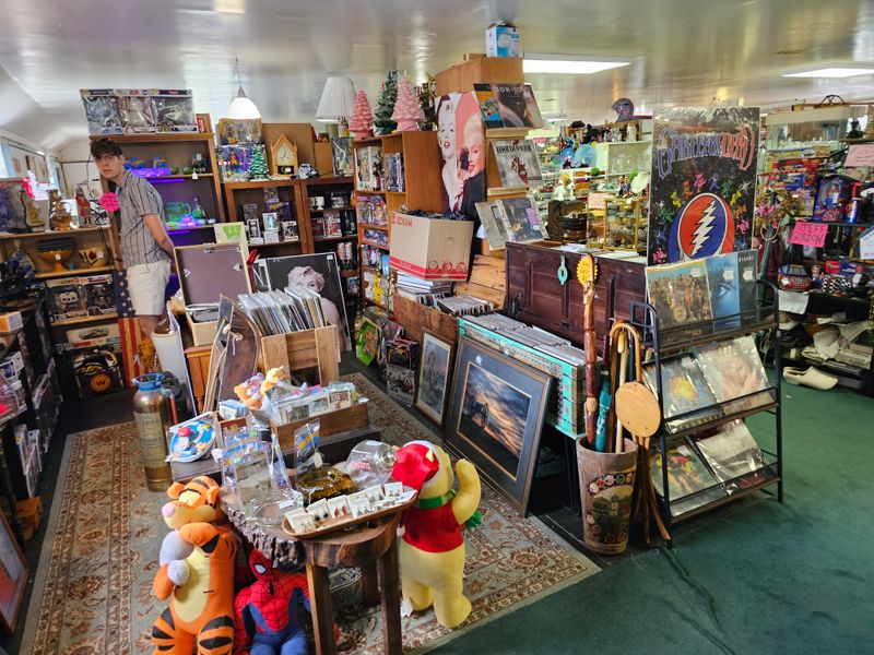 Manassas Antique Mall, Manassas