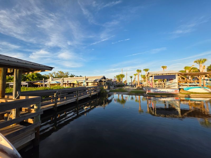 JB's Fish Camp &ndash; New Smyrna Beach