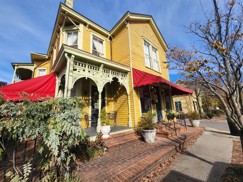 Stella&rsquo;s Kentucky Deli &ndash; Lexington, KY