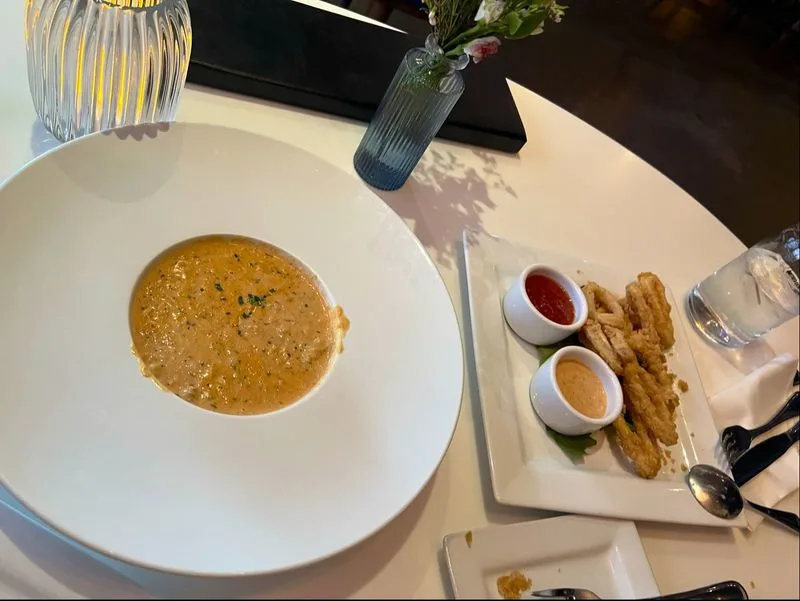 Chive Sea Bar & Lounge