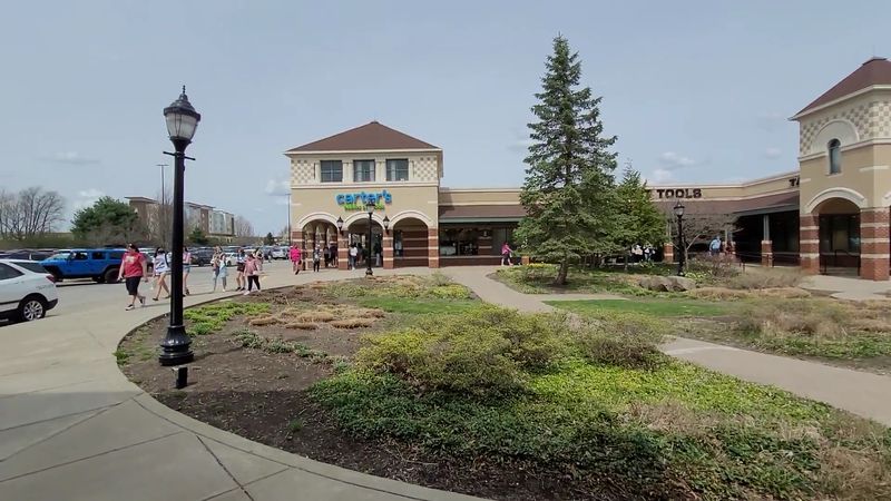 Why Grove City Premium Outlets keeps you longer than planned