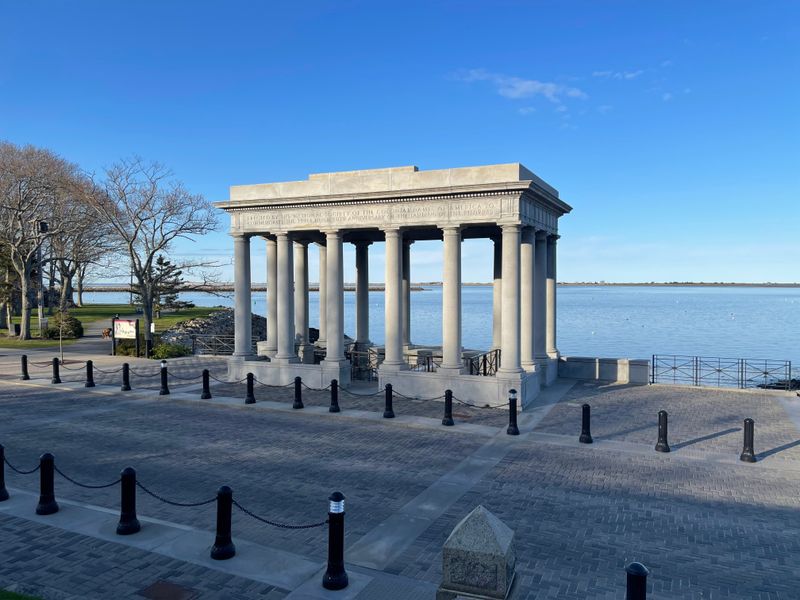 Plymouth Rock and Pilgrim Memorial State Park