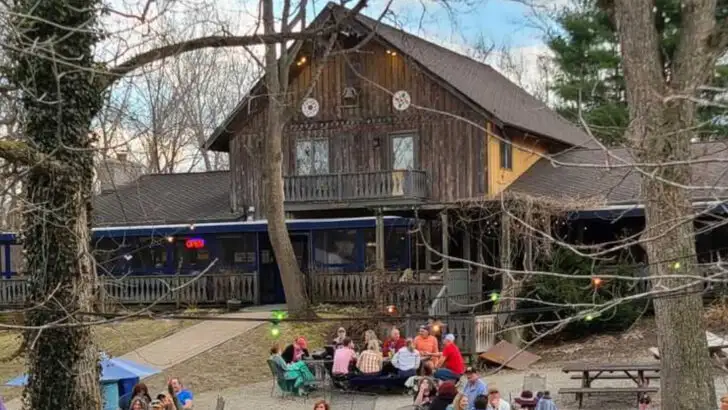 The relaxed Missouri town that works nicely as a no-pressure day trip