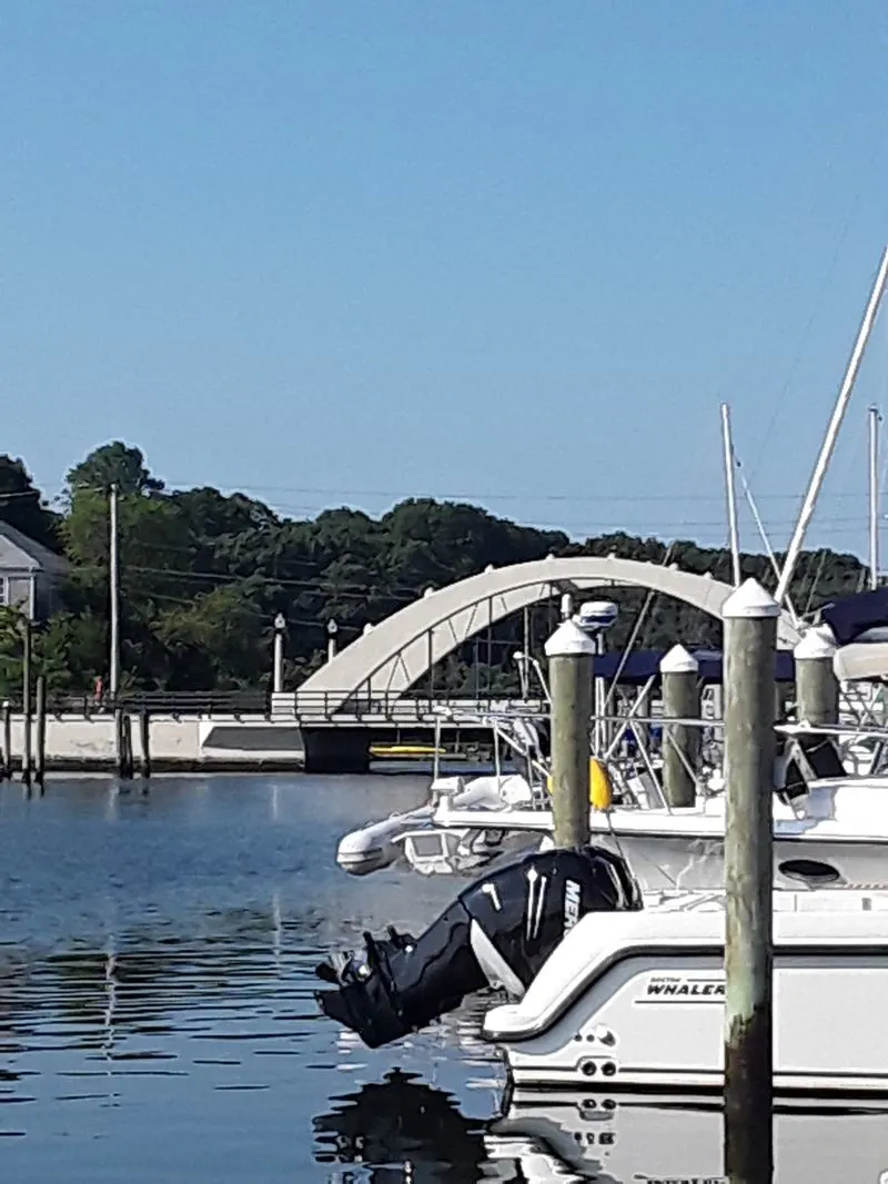 Harborfront Strolls and Historic Lanes