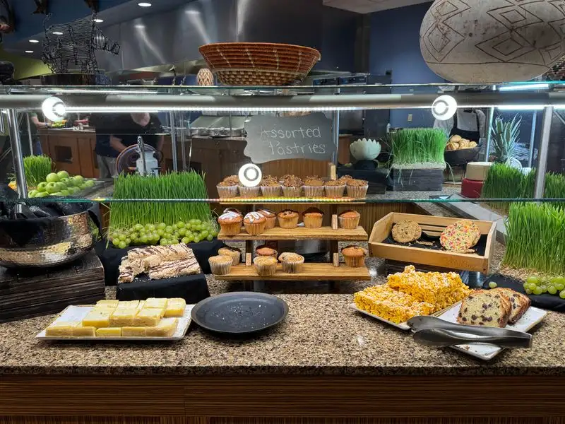 Kalahari Resorts Christmas Buffet &mdash; Pocono Manor