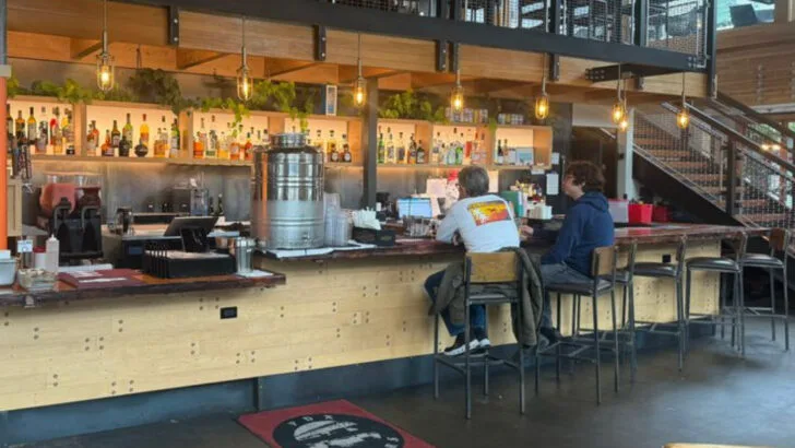 These 13 Oregon burger joints still serve griddled burgers without shortcuts