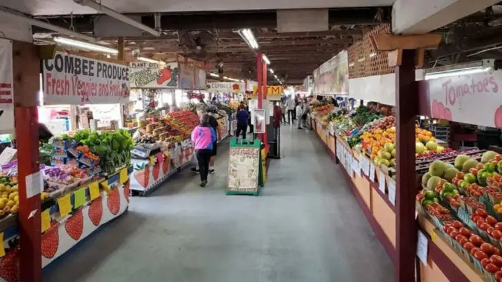 This international Florida market turns a simple visit into a global experience