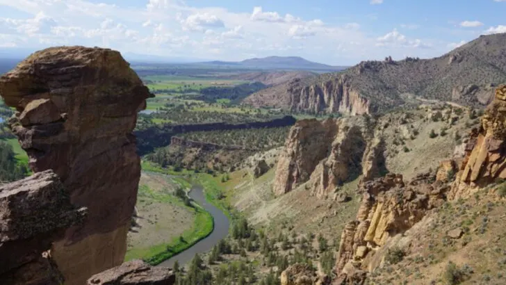 This lesser-known state park in Oregon feels completely different from the rest of the state