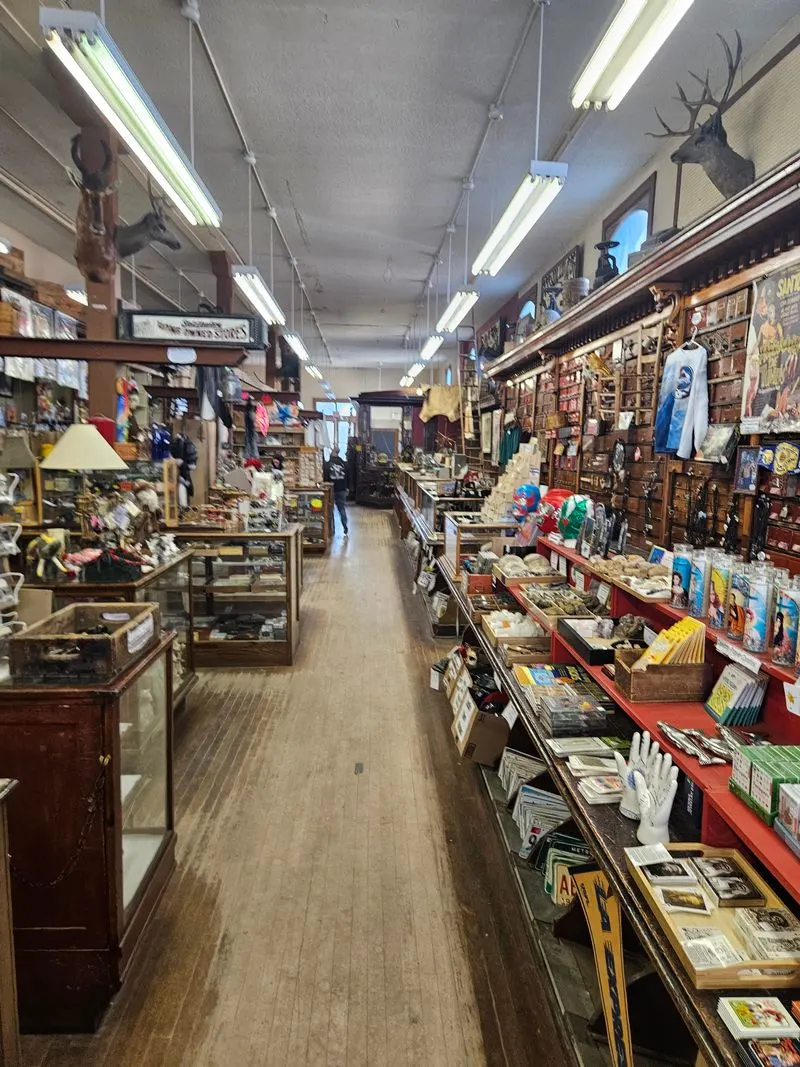 Historic Harrison Avenue Antique Corridor