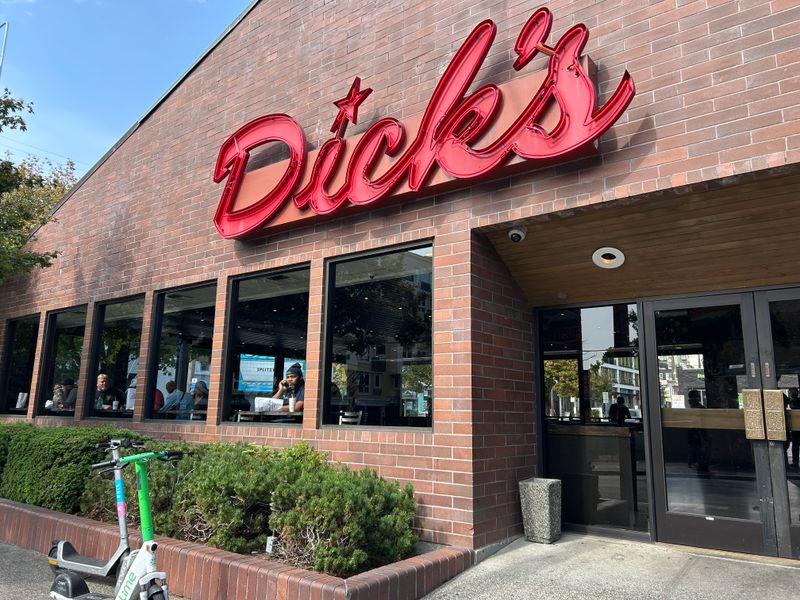 Dick&rsquo;s Drive-In