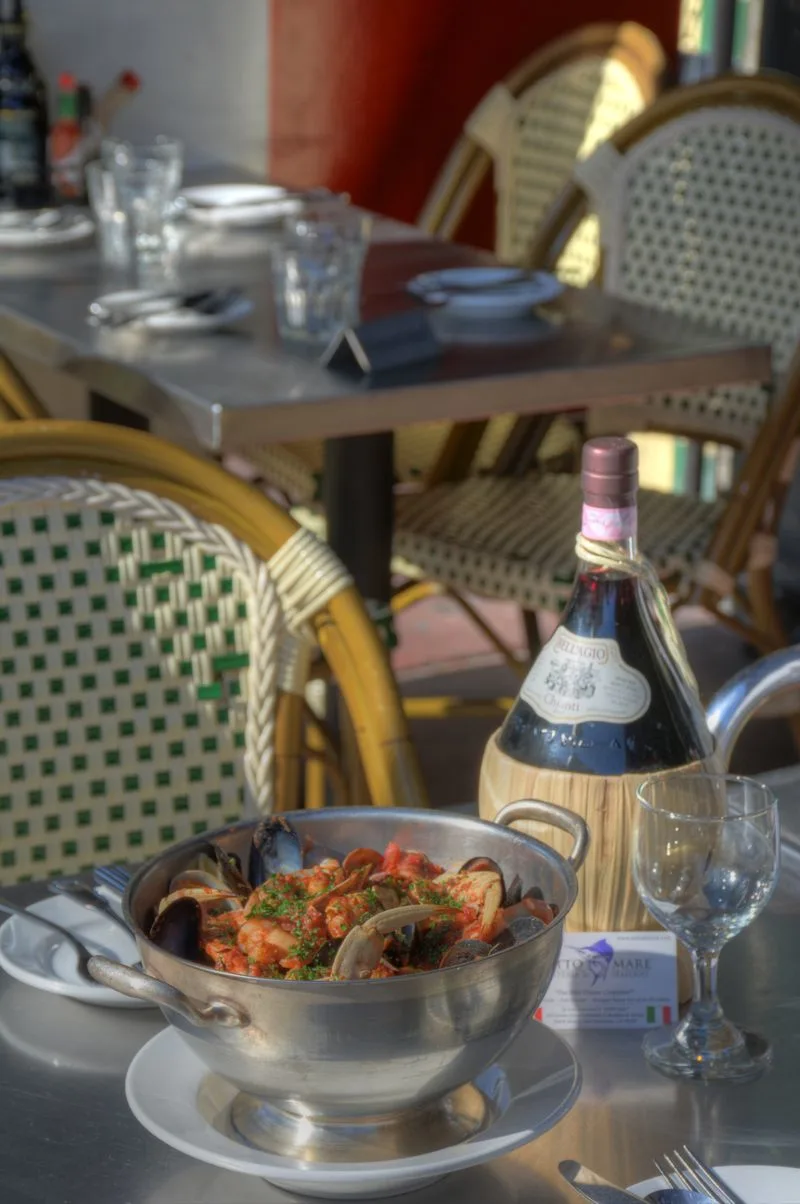 What To Drink With Seafood