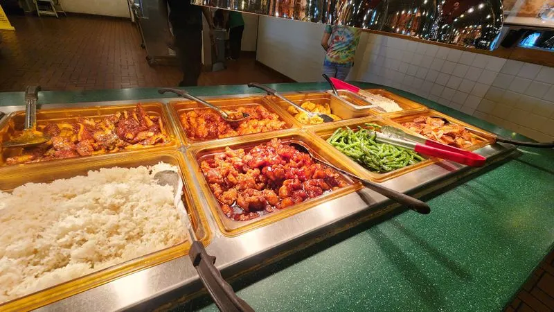 World Buffet & Grill (Lansing)